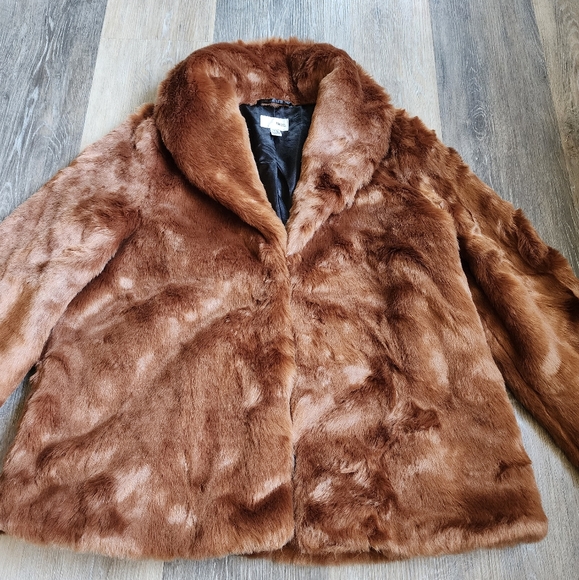 NWT AMUSE SOCIETY FUR JACKET - Picture 4 of 14